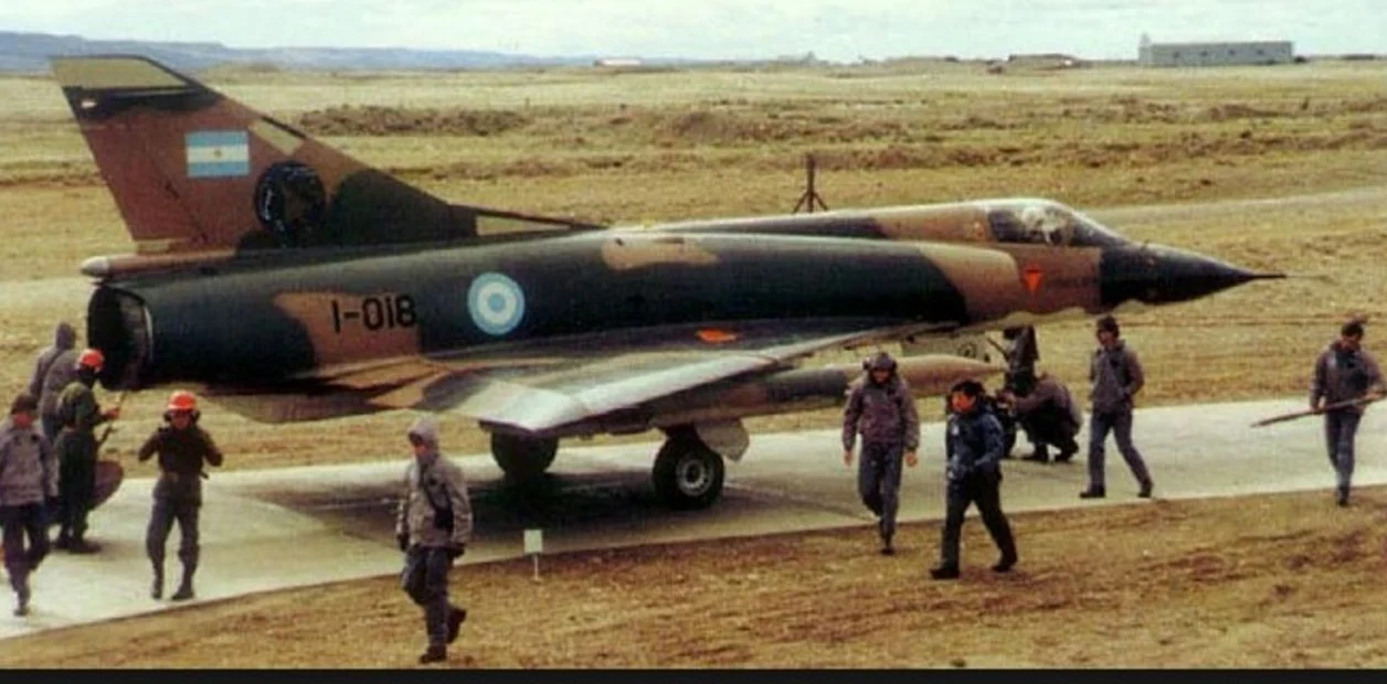 El apoyo peruano durante el conflicto con Londres  Guerra de las Malvinas. El operativo secreto del Perú para entregar 10 aviones de combate