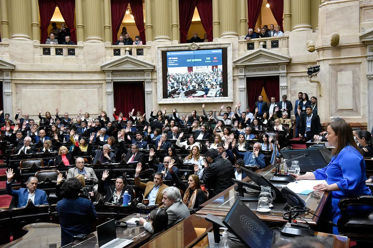 Diputados: en un clima de tensión contenida, oficialistas y opositores repudiaron el atentado contra Cristina Kirchner