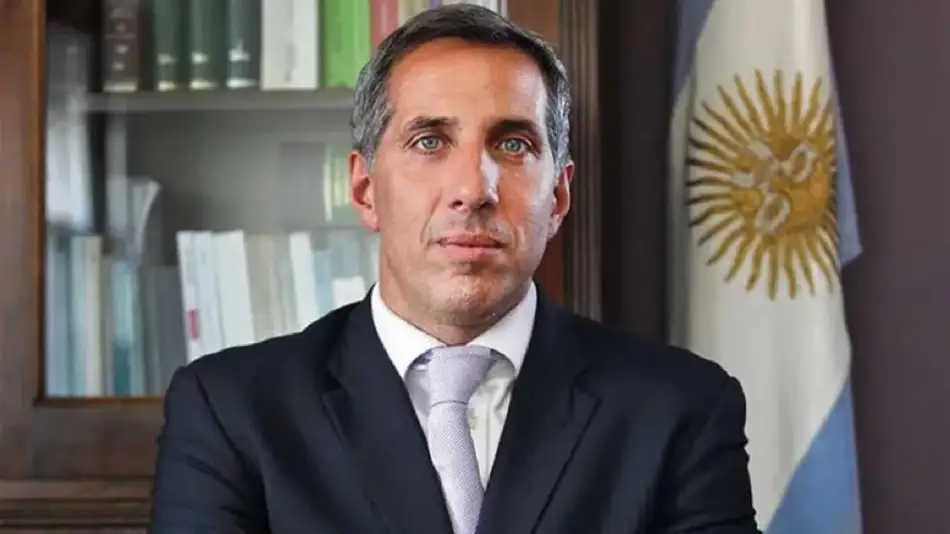 El fiscal Diego Luciani asegura que la foto jugando al fútbol en Los Abrojos es previa a la causa Vialidad