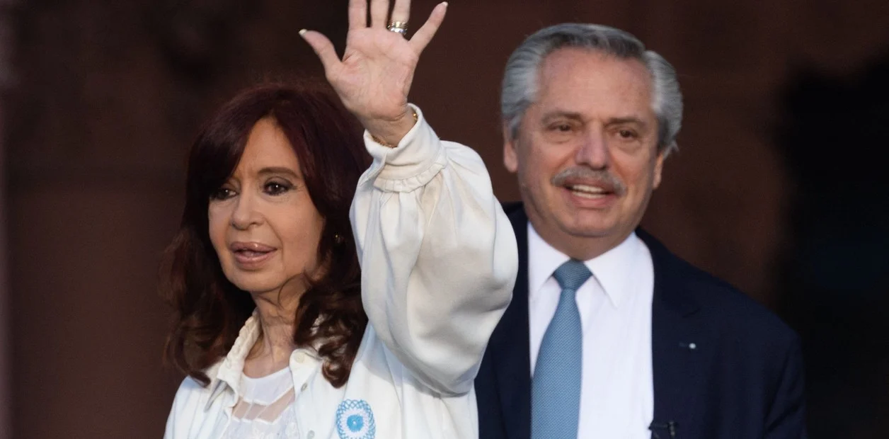 Interna oficialista  Cristina Kirchner y Alberto Fernández vuelven a verse las caras después de tres meses: irán al acto por los 100 años de YPF