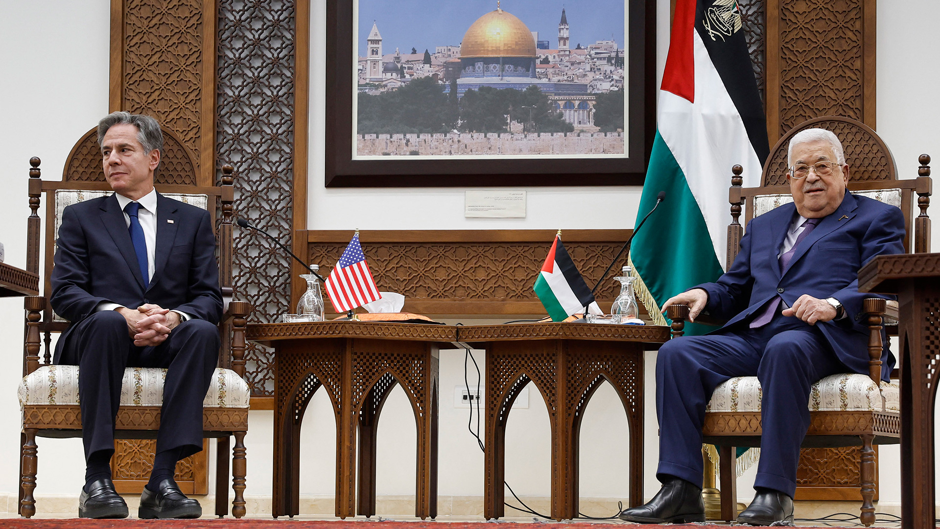 Abbas le dijo a Blinken que la paz con Israel sólo se alcanzará con un Estado palestino