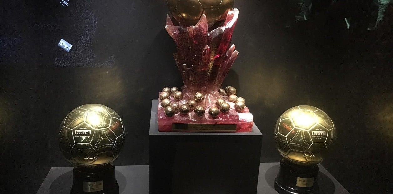 Qué es el "Súper Balón de Oro", el premio que proponen para Lionel Messi y que solo se entregó una vez en la historia