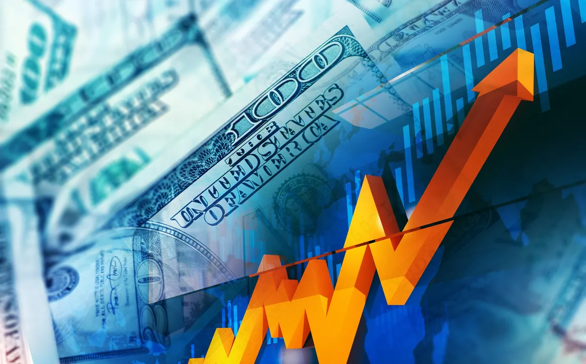 Dólar hoy: el blue arranca la semana en alza y el CCL supera los $210