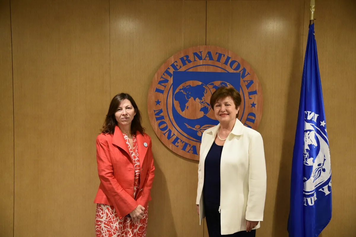 Silvina Batakis volvió al país tras el encuentro con el FMI y se define su continuidad en el Gobierno